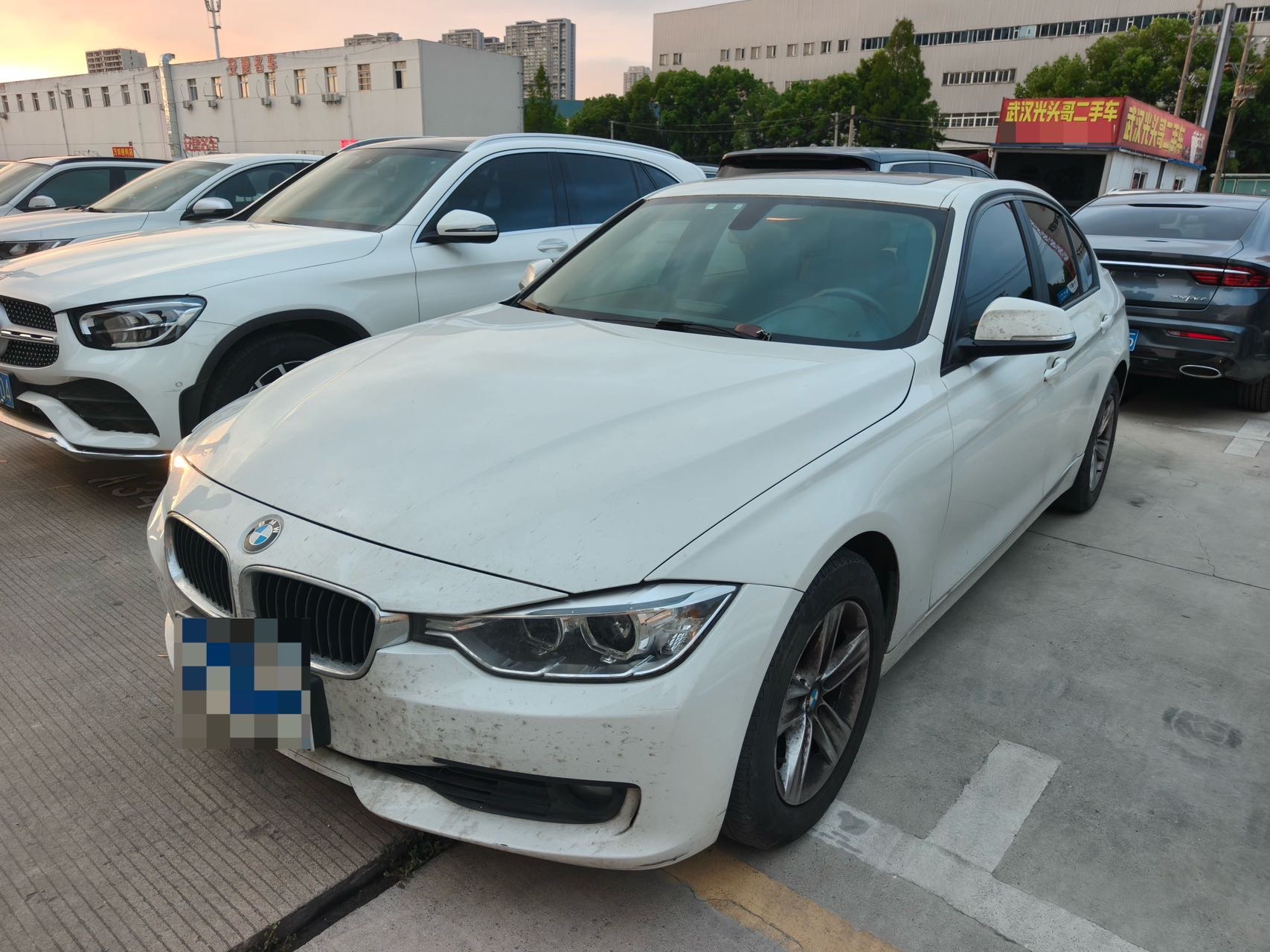 BMW 3 Series 2014 car image 