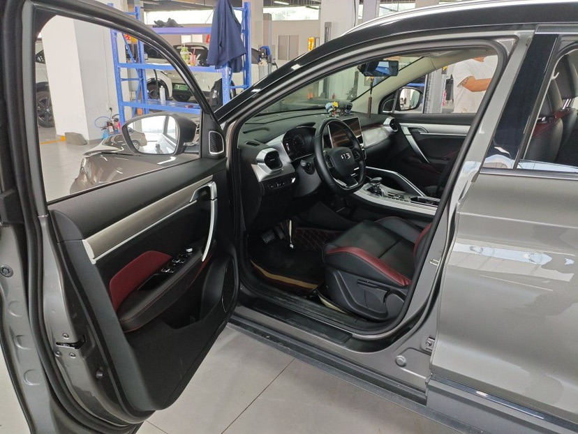 GEELY Coolray 2021 immagine di auto #5