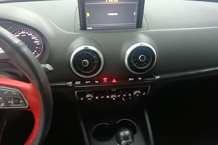 Audi A3 2017 car image #15