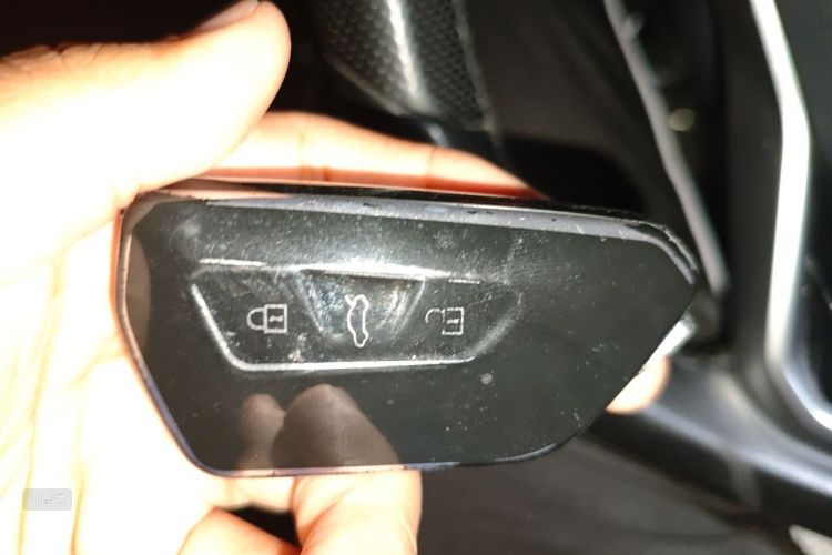 Volkswagen Golf 2021 car image #10