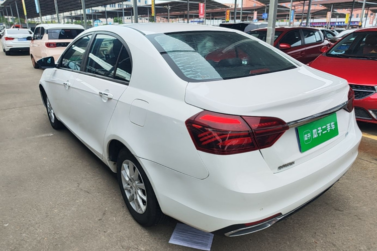 GEELY Emgrand 2020 car image #5