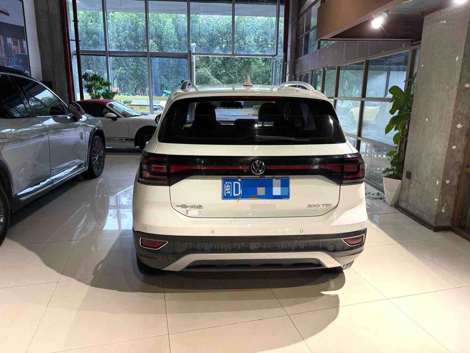 2024 #8 2024 immagine di auto #8