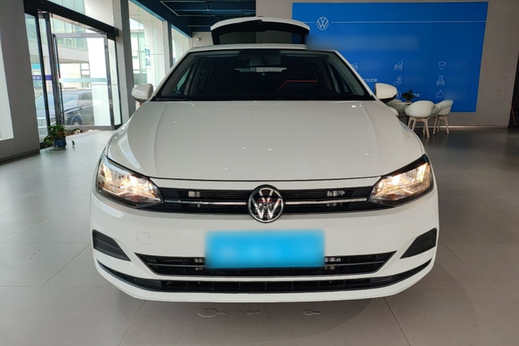 Volkswagen Polo 2024 car image #3