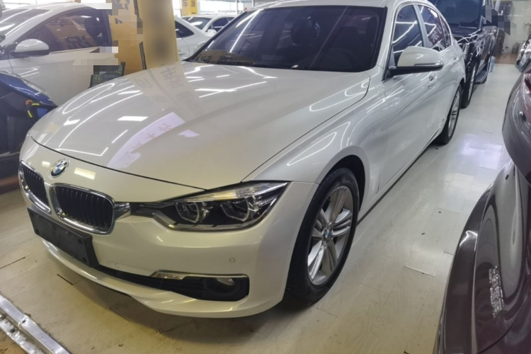 BMW 3 Series 2016 car image #2