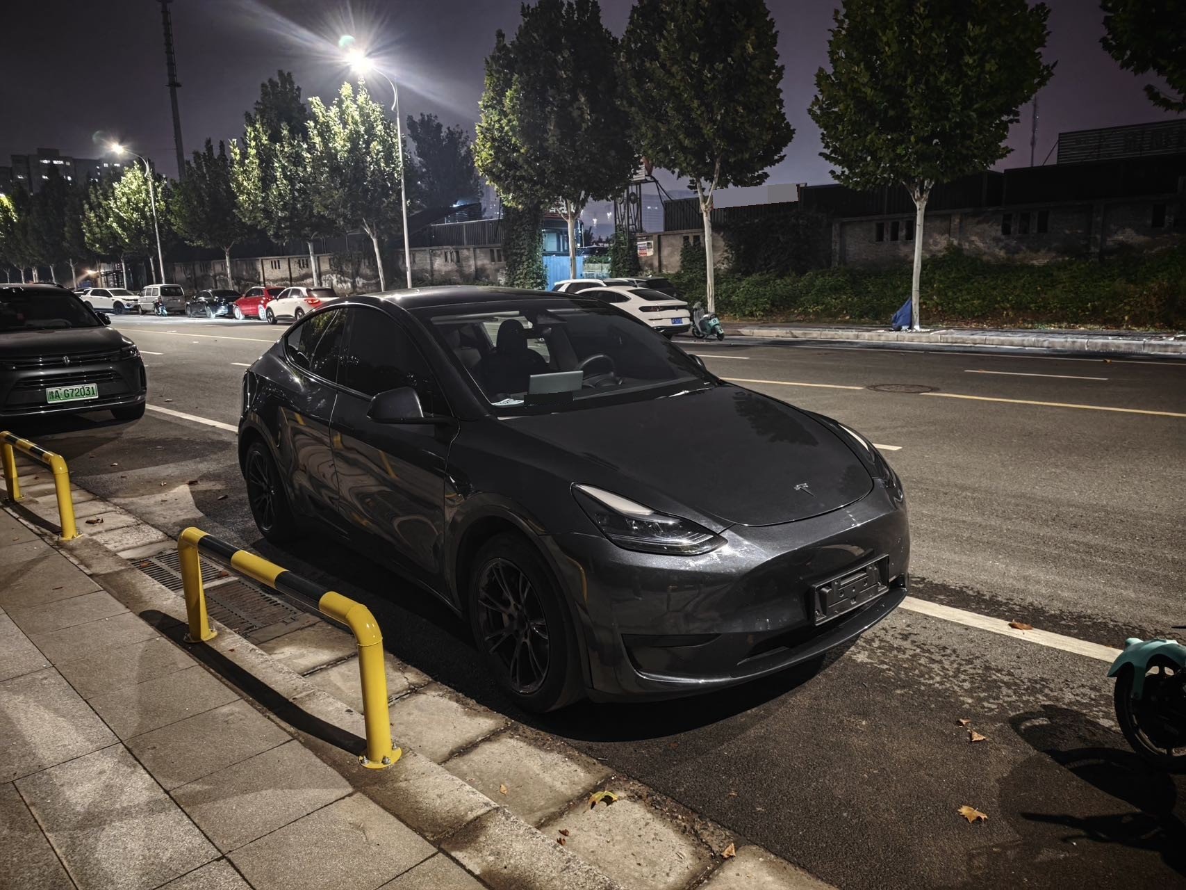 Tesla Model Y 2024 car image #3