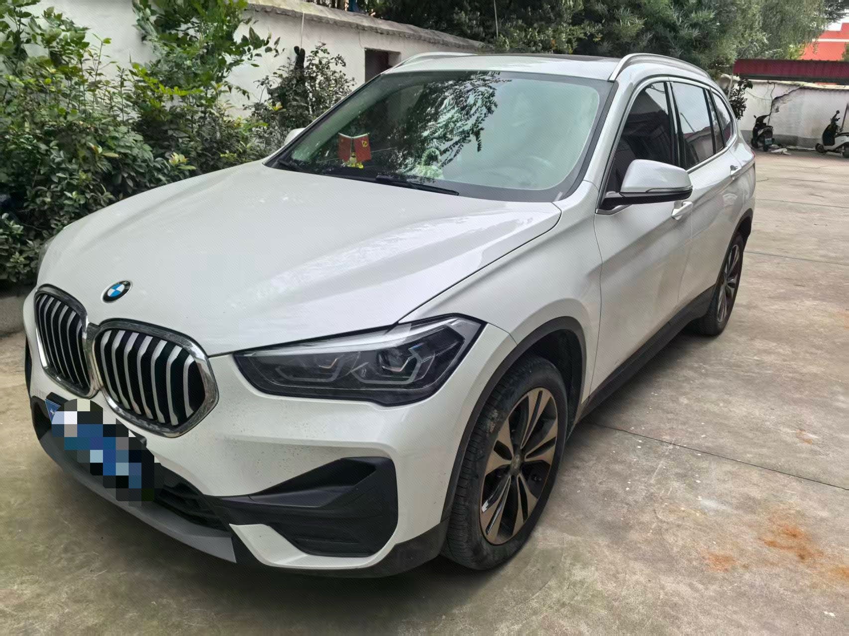 BMW X1 2021 BMW X1 2021 car image