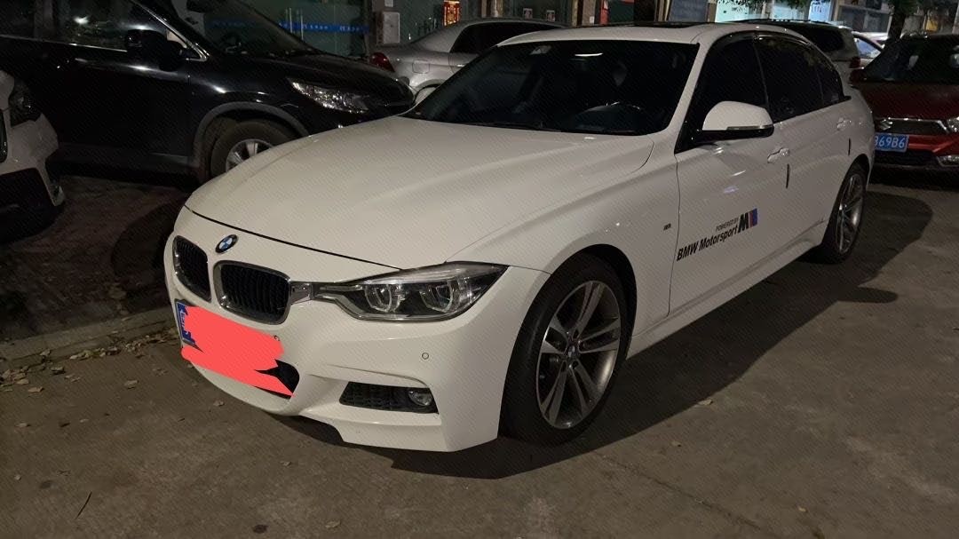 BMW 3 Series 2018 изображение автомобиля 