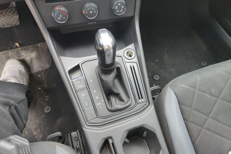 Volkswagen Lavida 2023 immagine di auto #18