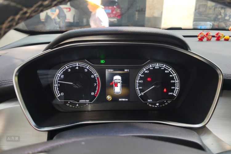 GEELY Coolray 2019 car image #13
