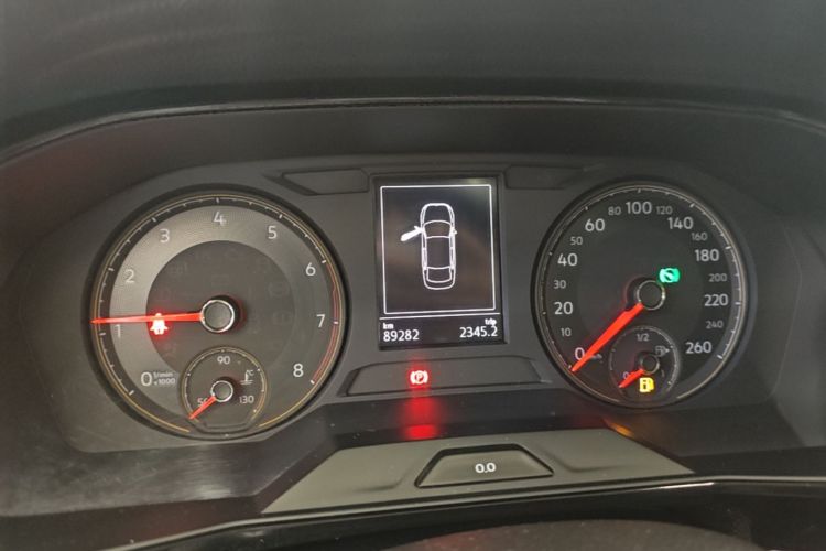 Volkswagen Lavida 2019 car image #12