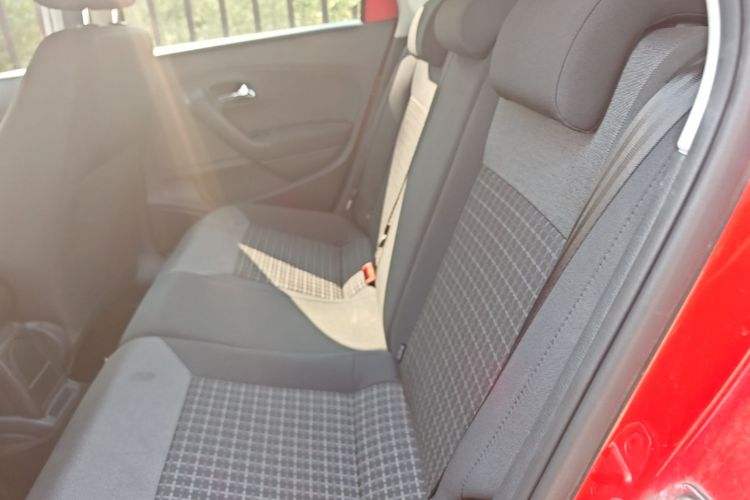 Volkswagen Polo 2016 #17 Volkswagen Polo 2016 car image #17