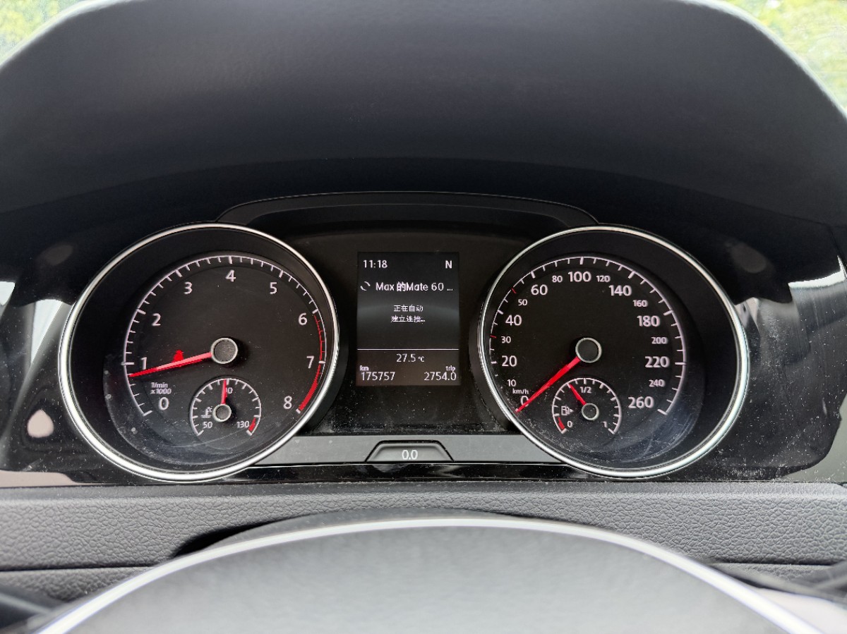 Volkswagen Golf 2014 car image #13