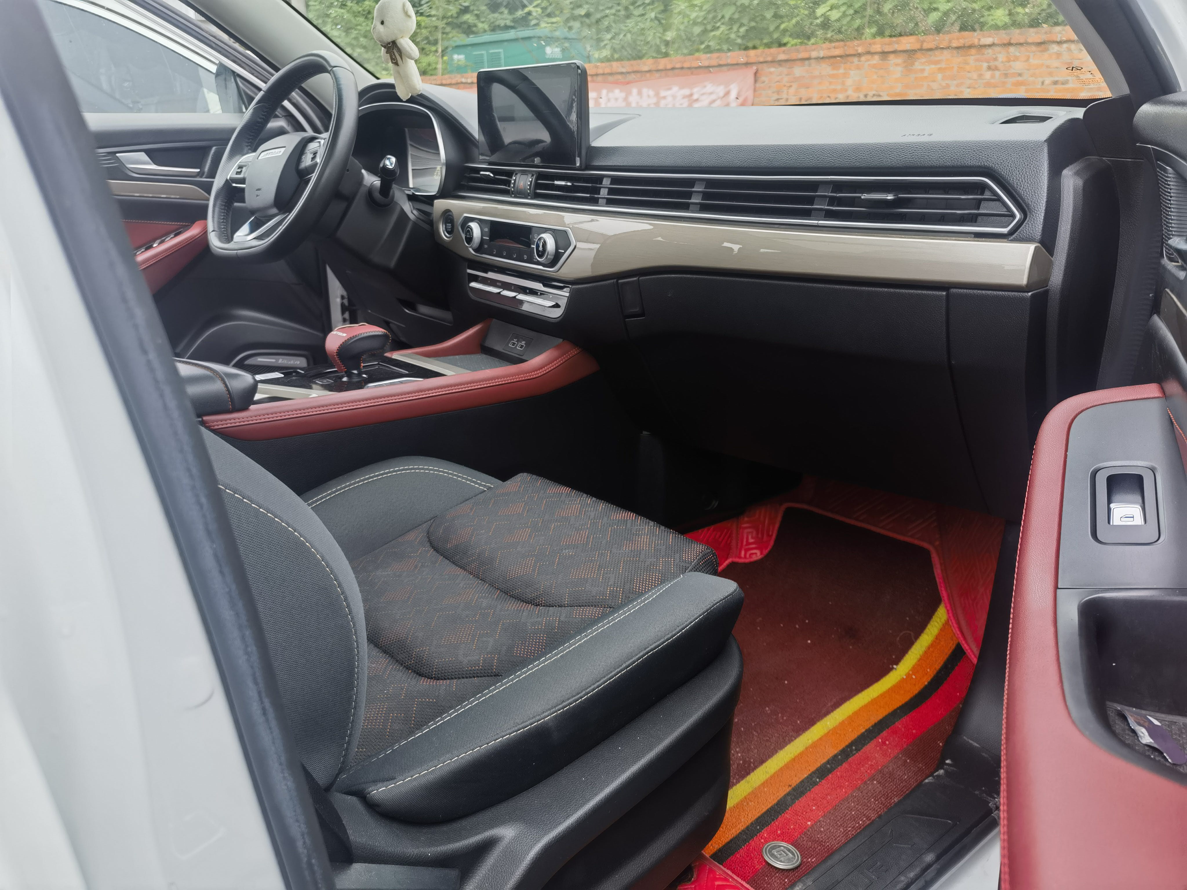 Jetour X70 2023 car image #7
