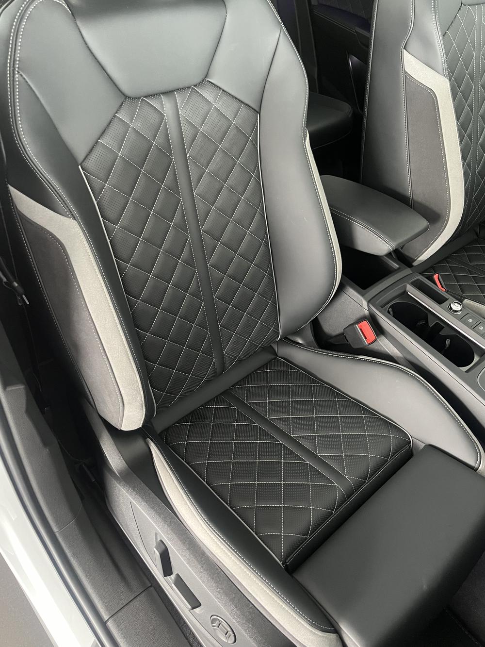 Audi Q3 2024 car image #11