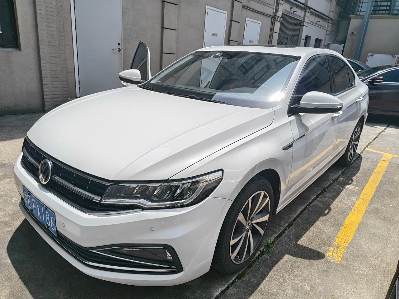2019 car image 