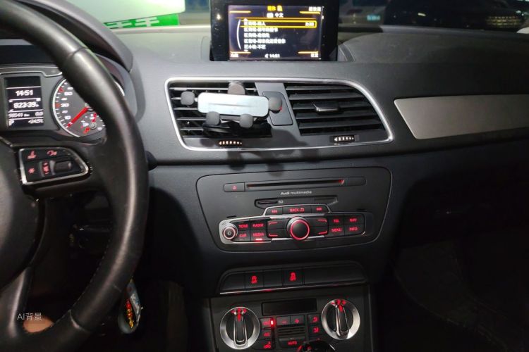 Audi Q3 2015 #15 Audi Q3 2015 car image #15