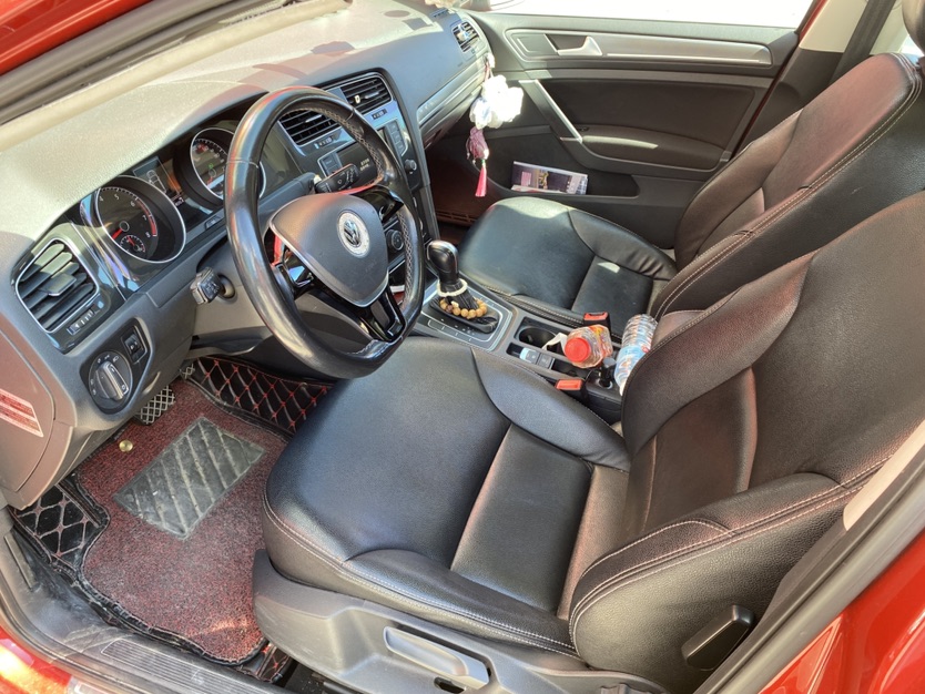 Volkswagen Golf 2017 car image #3