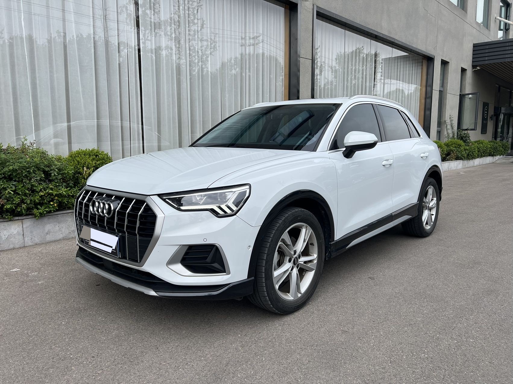 Audi Q3 2023 Audi Q3 2023 car image