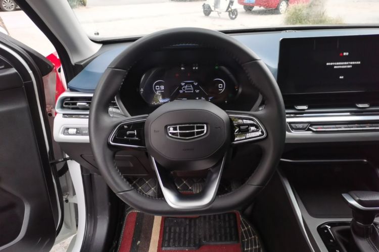 GEELY Emgrand 2022 #11 GEELY Emgrand 2022 صورة سيارة #11