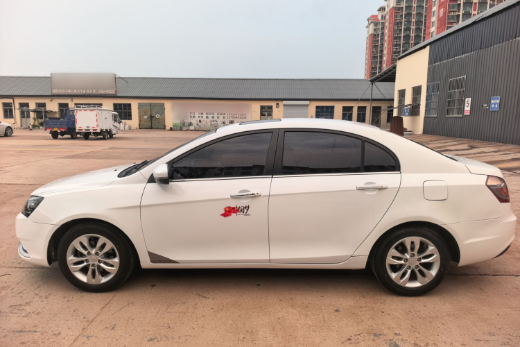 GEELY Emgrand 2015 car image #8
