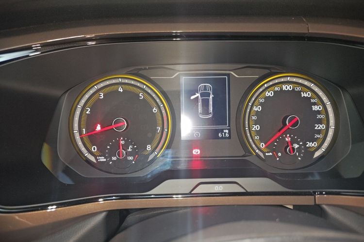 Volkswagen Tharu 2019 #12 Volkswagen Tharu 2019 car image #12