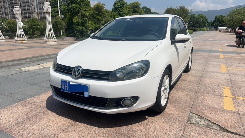 Volkswagen Golf 2013 car image 