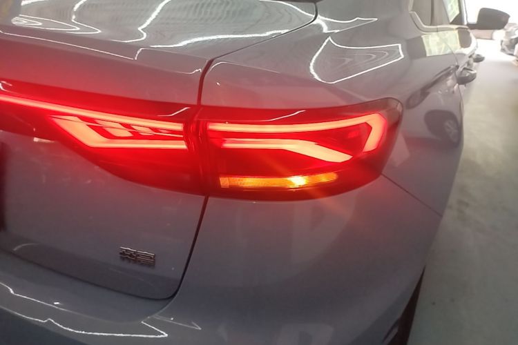 GEELY Emgrand 2023 #8 GEELY Emgrand 2023 car image #8