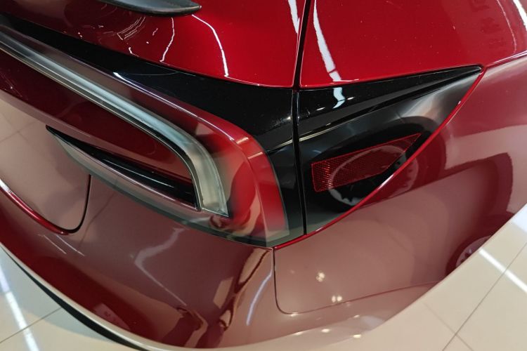 Tesla Model 3 2024 #8 Tesla Model 3 2024 car image #8