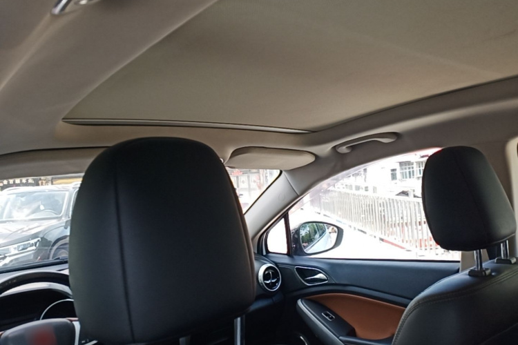 BYD Yuan 2018 #20 BYD Yuan 2018 car image #20