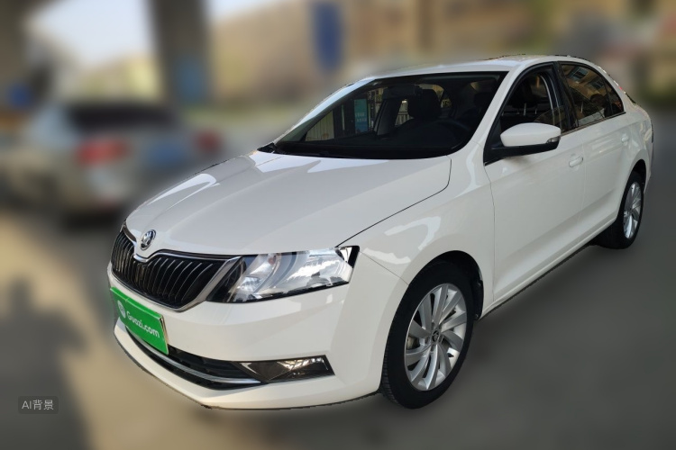Skoda Rapid 2019 car image #2
