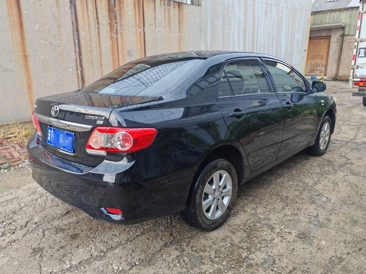 Toyota Corolla 2014 #5 Toyota Corolla 2014 car image #5