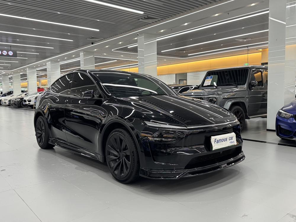Tesla Model Y 2026 #3 Tesla Model Y 2026 car image #3
