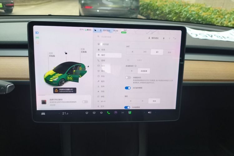 Tesla Model 3 2021 #17 Tesla Model 3 2021 car image #17