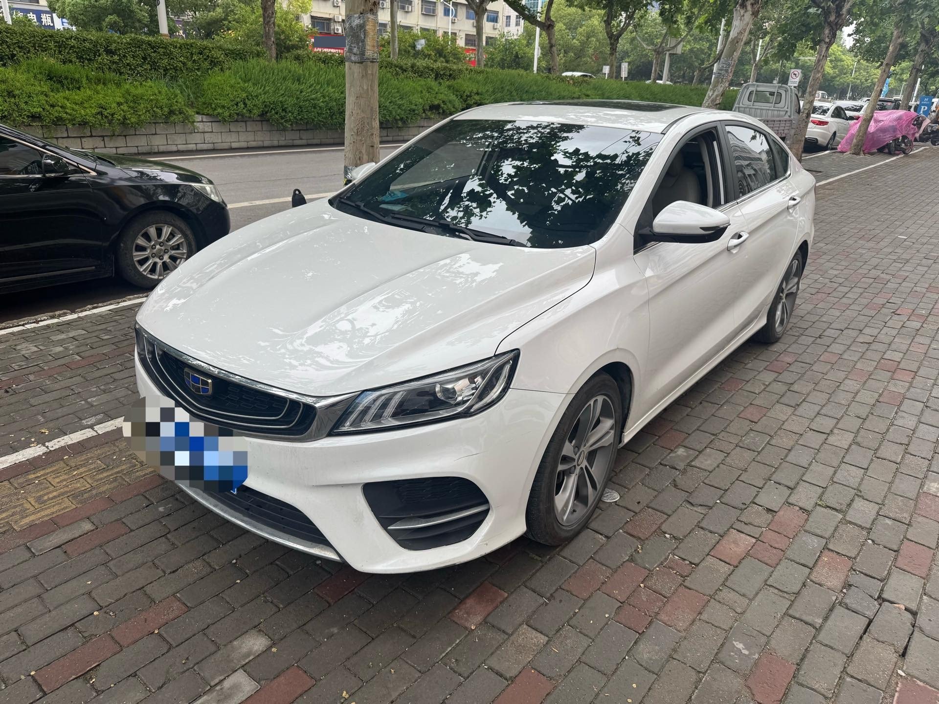 GEELY Binray 2019 GEELY Binray 2019 immagine di auto