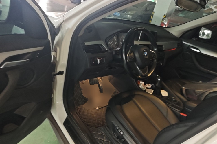 BMW X1 2018 car image #16