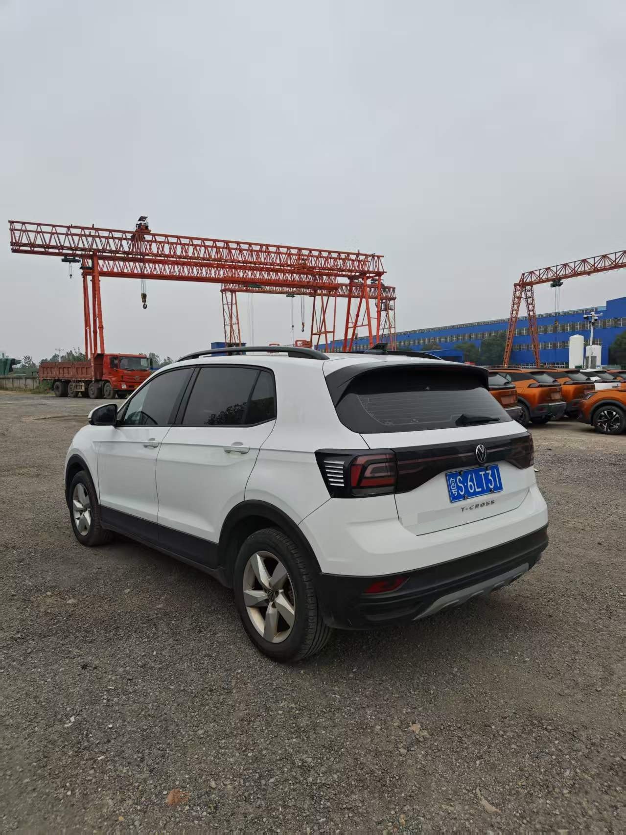 Volkswagen T-Cross 2023 #9 Volkswagen T-Cross 2023 صورة سيارة #9