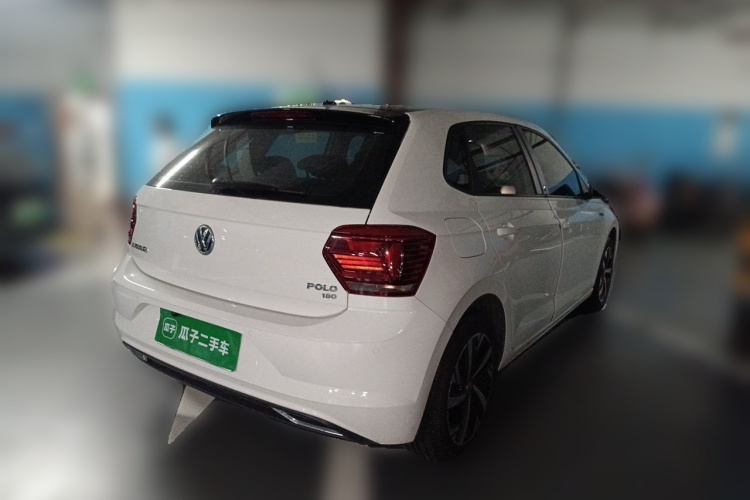 Volkswagen Polo 2021 car image #5