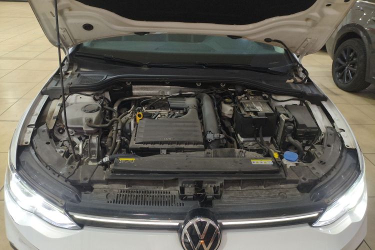 Volkswagen Golf 2022 صورة سيارة #20