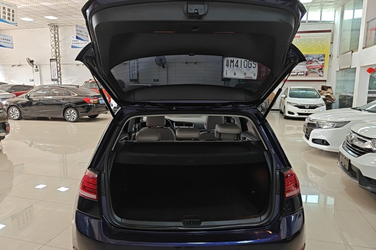 Volkswagen Golf 2018 #19 Volkswagen Golf 2018 car image #19