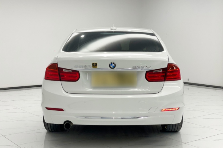 BMW 3 Series 2015 #3 BMW 3 Series 2015 car image #3