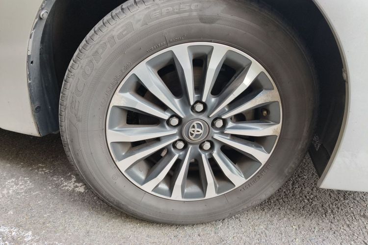 Toyota Corolla 2017 #6 Toyota Corolla 2017 car image #6