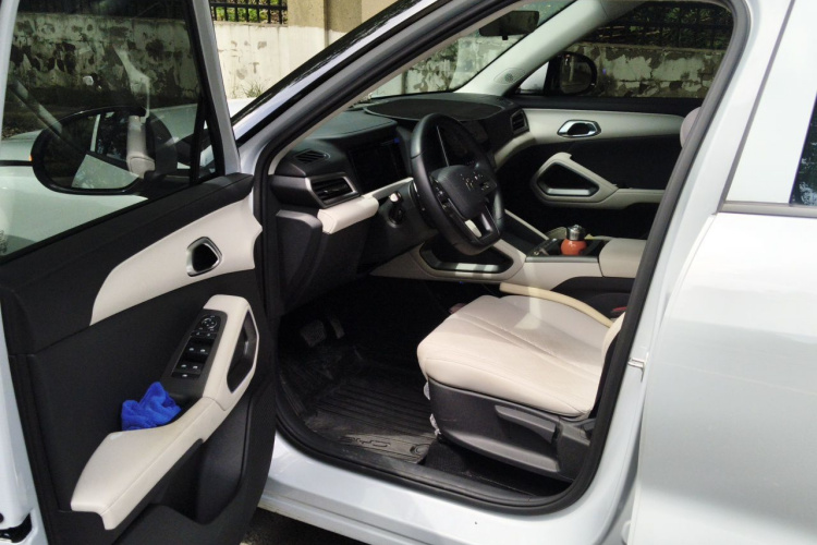 BYD YuanUP 2025 #9 BYD YuanUP 2025 car image #9