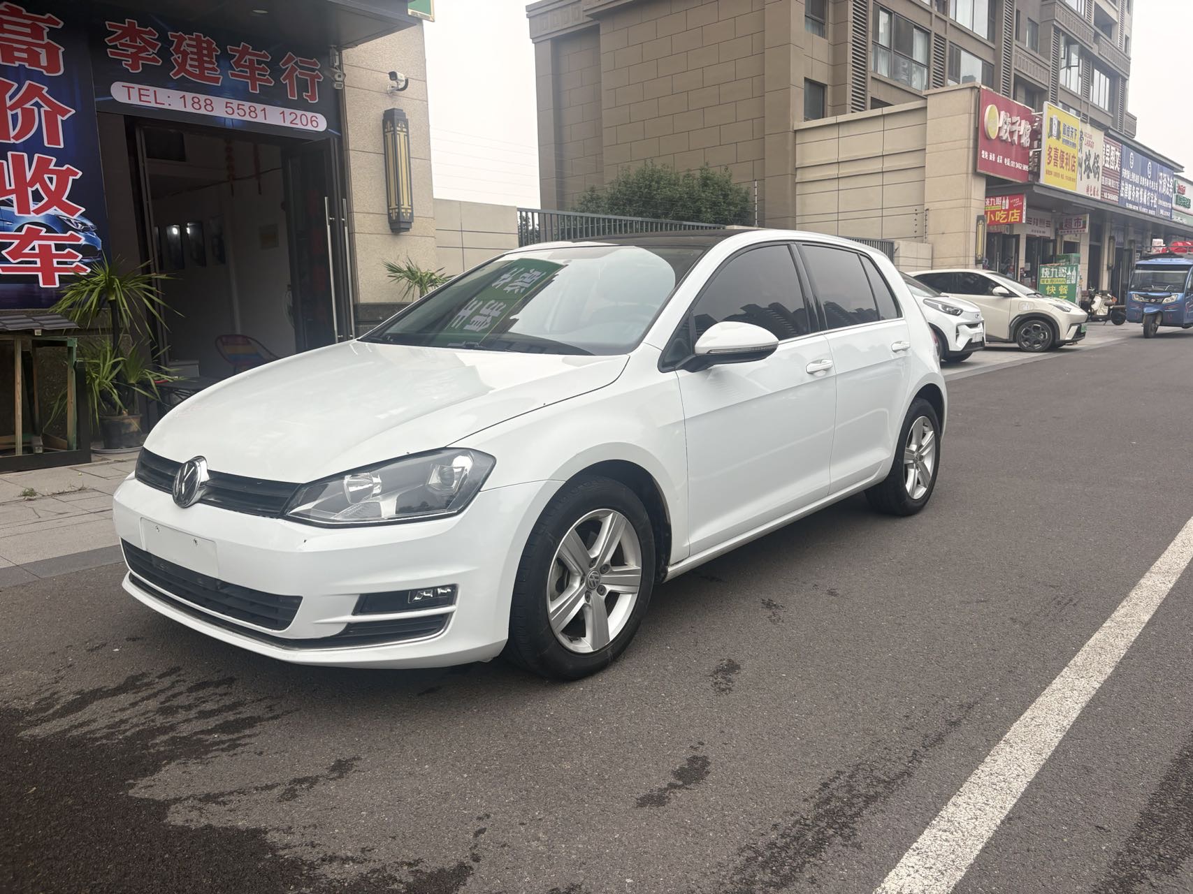 Volkswagen Golf 2016 car image #3
