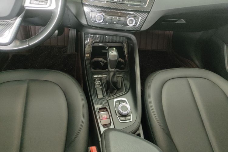 BMW X1 2018 car image #14