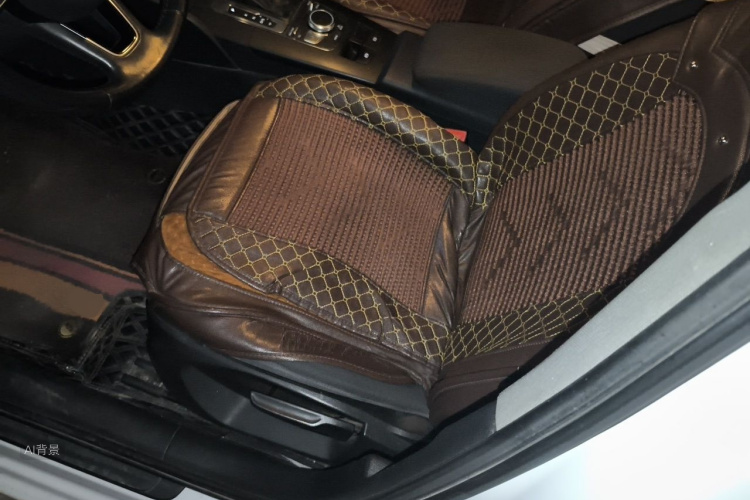 Audi A3 2018 car image #17
