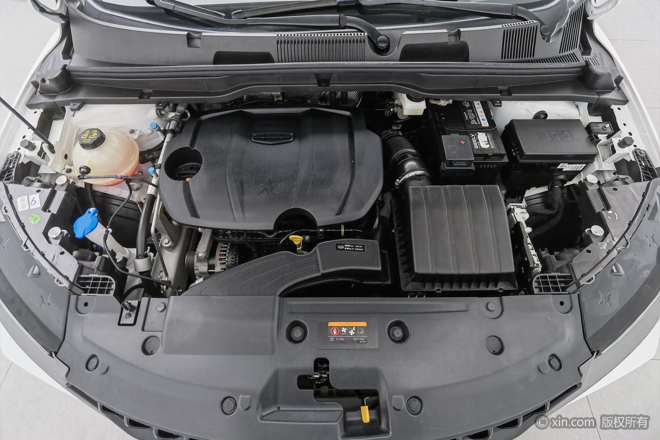 GEELY Coolray 2024 изображение автомобиля #18