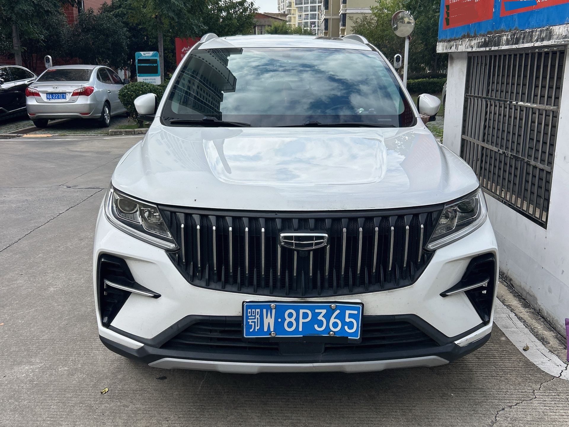 GEELY Vision X6 2022 #3 GEELY Vision X6 2022 car image #3