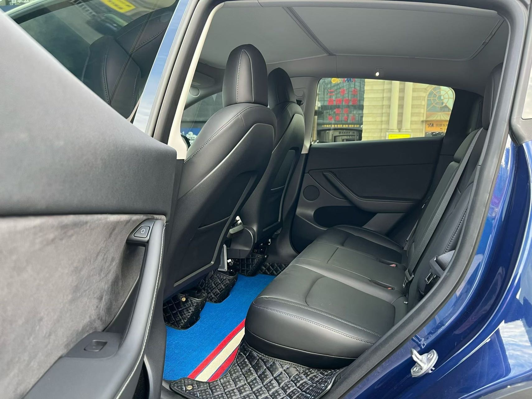 Tesla Model Y 2021 #4 Tesla Model Y 2021 car image #4