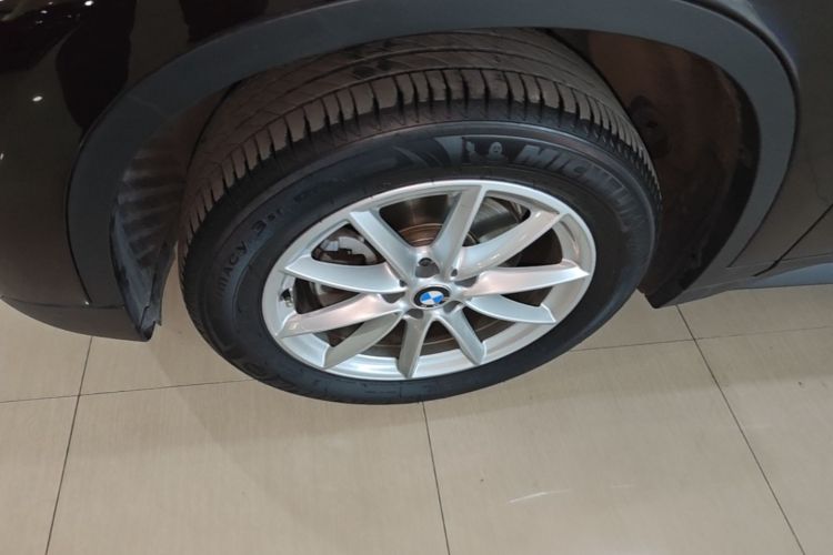 BMW X1 2018 #9 BMW X1 2018 immagine di auto #9