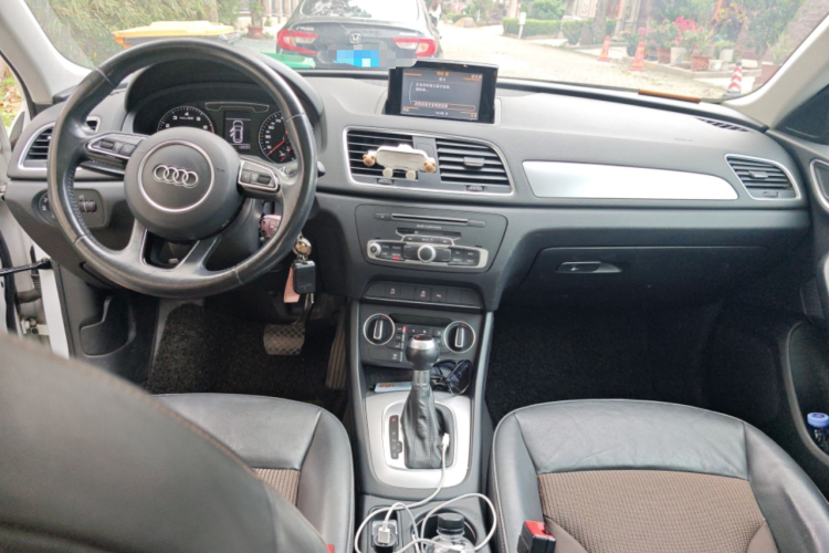 Audi Q3 2016 #12 Audi Q3 2016 car image #12